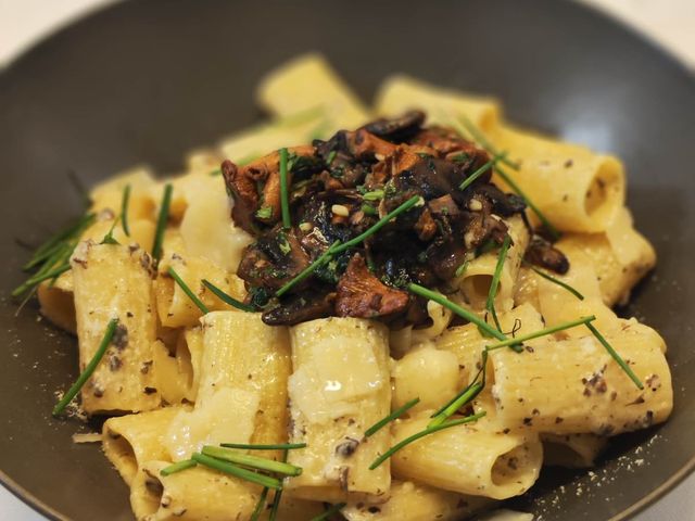 Notre Table Rigatoni, champignons poêlés