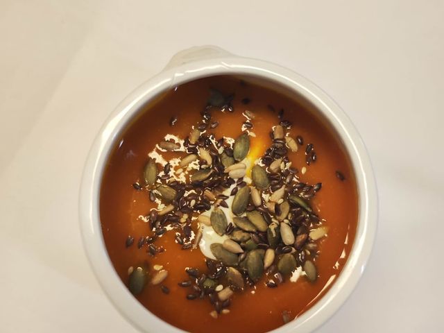 Notre Table Soupe au potimarron, crème d’Isigny